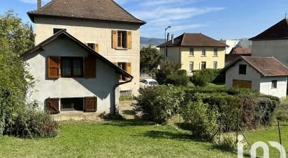 House 4 rooms of 85 m² in LES AVENIÈRES (38630)