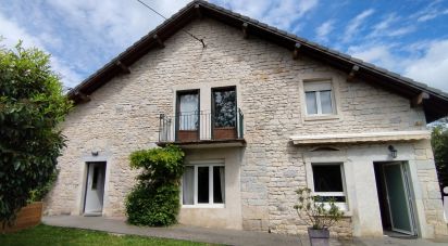 Maison 10 pièces de 230 m² à Besançon (25000)