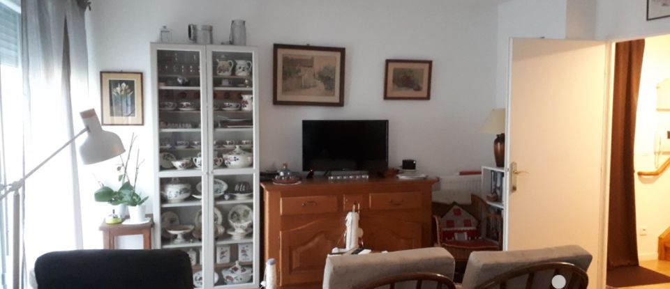 Apartment 4 rooms of 80 m² in Nemours (77140)