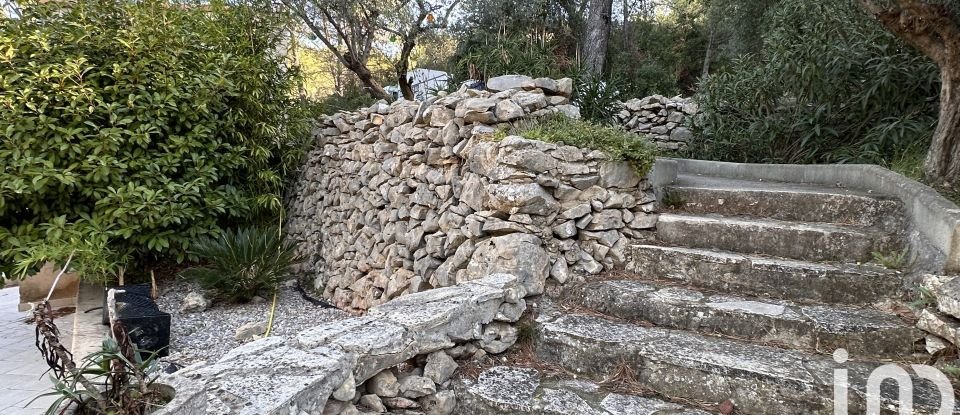 Maison traditionnelle 5 pièces de 113 m² à Solliès-Toucas (83210)