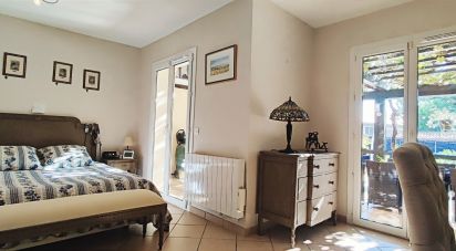 Traditional house 7 rooms of 200 m² in La Garde (83130)