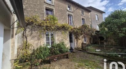 Village house 7 rooms of 204 m² in La Mothe-Saint-Héray (79800)