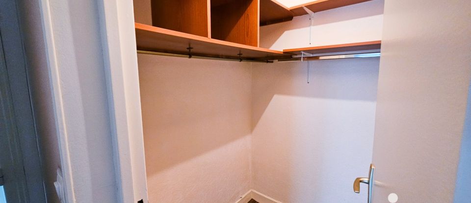 Appartement 5 pièces de 93 m² à Chartres (28000)