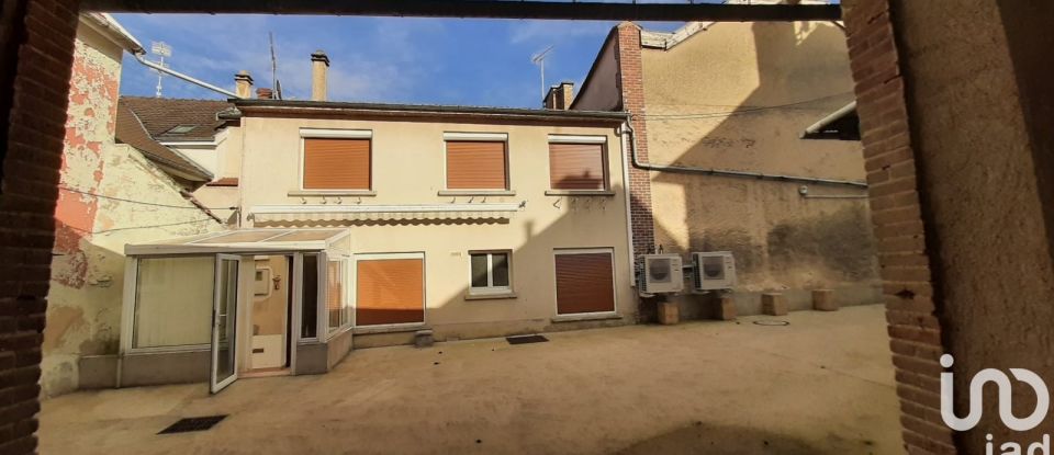 Block of flats in Avenay-Val-d'Or (51160) of 329 m²