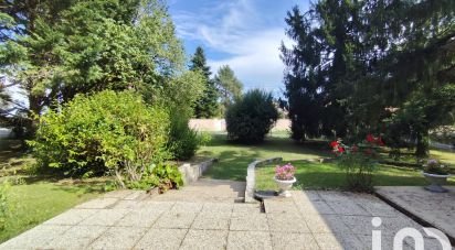 House 6 rooms of 146 m² in Sèvres-Anxaumont (86800)