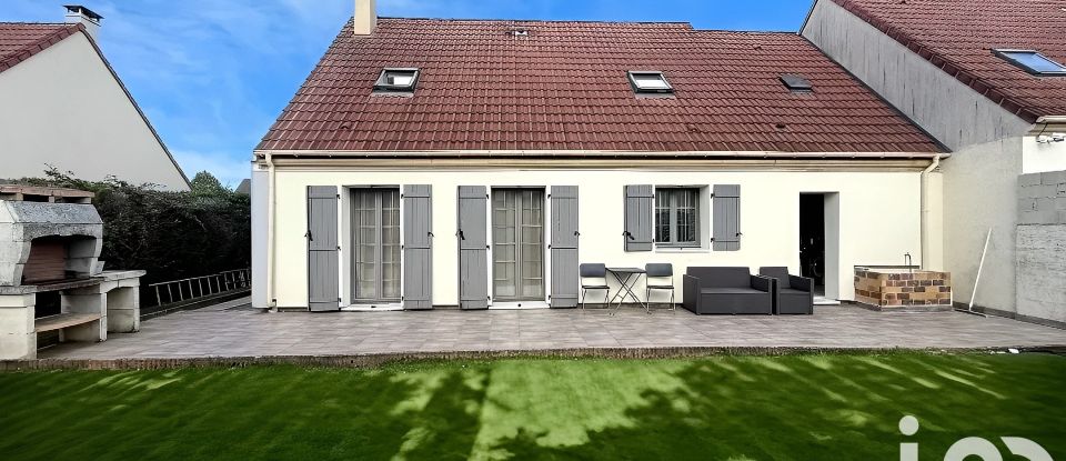 House 7 rooms of 124 m² in Roissy-en-Brie (77680)