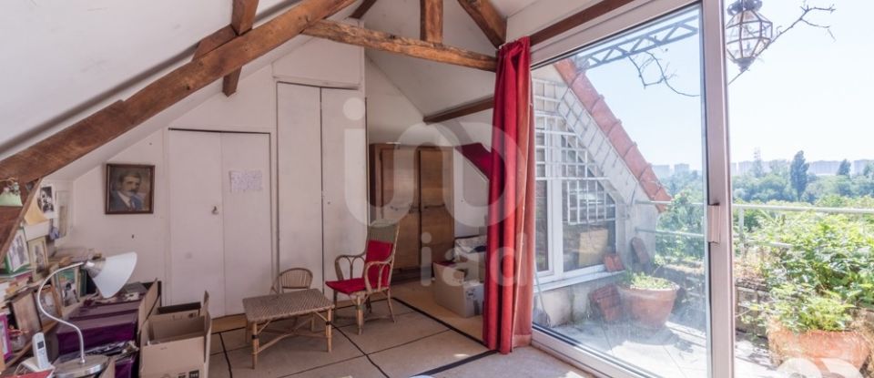 House 6 rooms of 158 m² in Carrières-sur-Seine (78420)