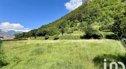 Terrain de 2 630 m² à Faverges-Seythenex (74210)