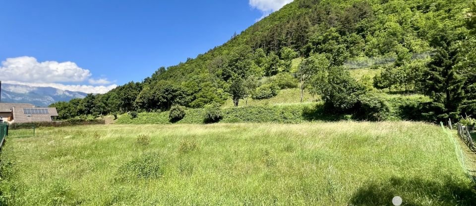 Terrain de 2 630 m² à Faverges-Seythenex (74210)