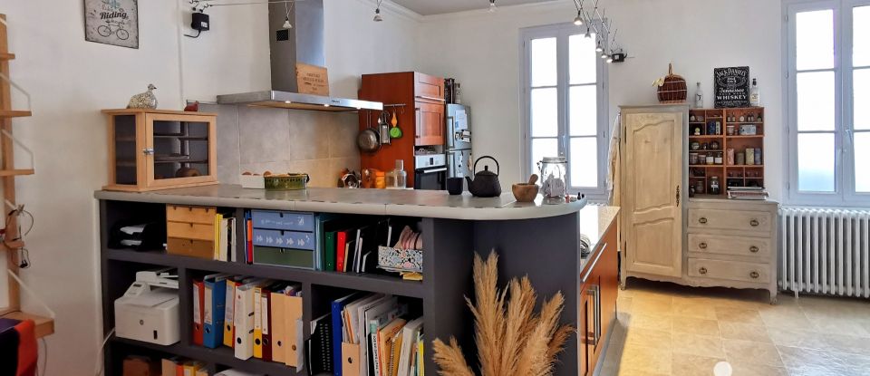 Maison de ville 6 pièces de 140 m² à Angoulême (16000)