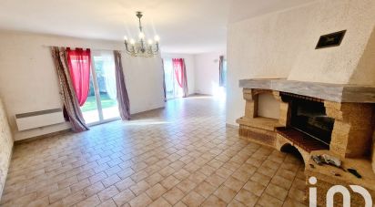 Traditional house 4 rooms of 126 m² in Jonquières-Saint-Vincent (30300)