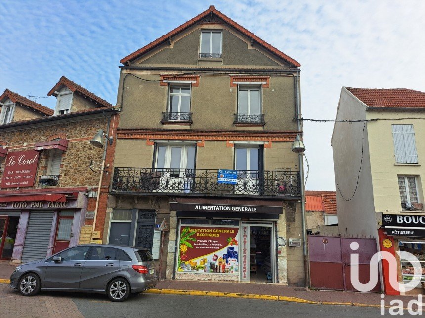 Building in Savigny-sur-Orge (91600) of 210 m²