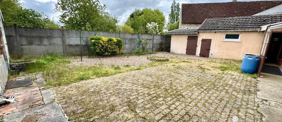 Maison de campagne 6 pièces de 117 m² à Ciez (58220)