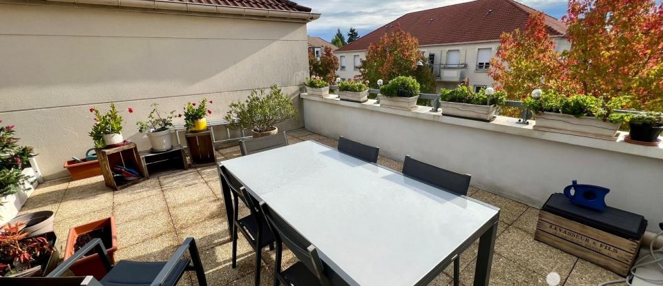 Duplex 6 pièces de 114 m² à Ézanville (95460)