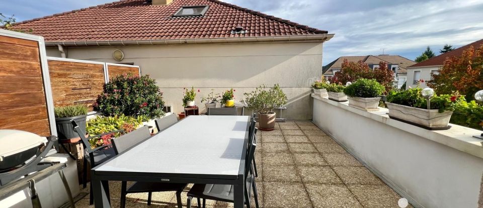 Duplex 6 pièces de 114 m² à Ézanville (95460)