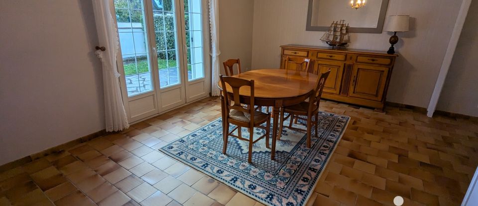 Maison 5 pièces de 80 m² à Varennes-sur-Loire (49730)