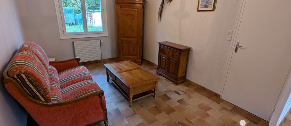 House 5 rooms of 80 m² in Varennes-sur-Loire (49730)