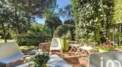 House 7 rooms of 233 m² in Béziers (34500)