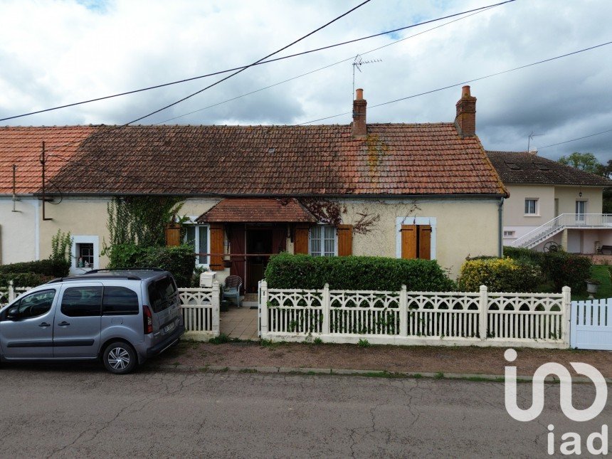 Maison 4 pièces de 75 m² à Cercy-la-Tour (58340)