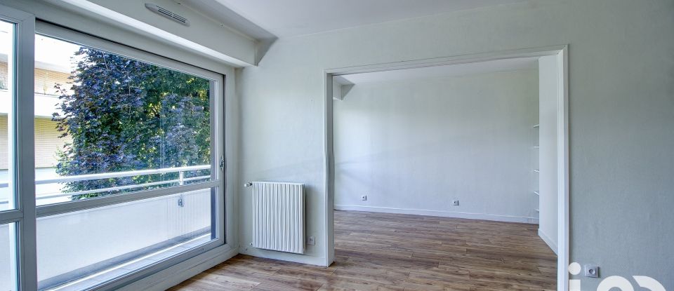 Appartement 4 pièces de 76 m² à Rosny-sous-Bois (93110)