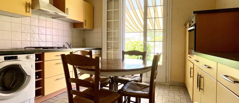 House 4 rooms of 95 m² in Les Sorinières (44840)