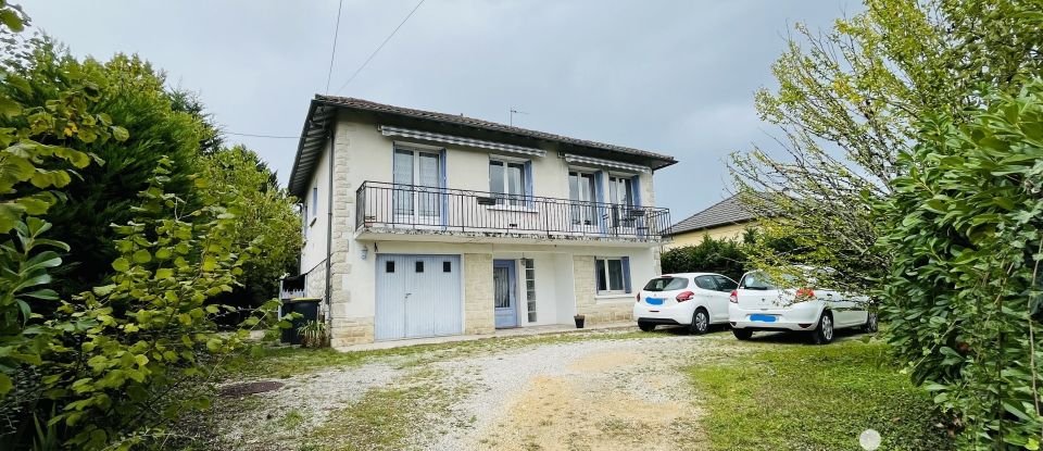 Country house 6 rooms of 128 m² in Terrasson-Lavilledieu (24120)