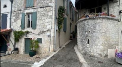 House 4 rooms of 132 m² in Bourg-de-Visa (82190)