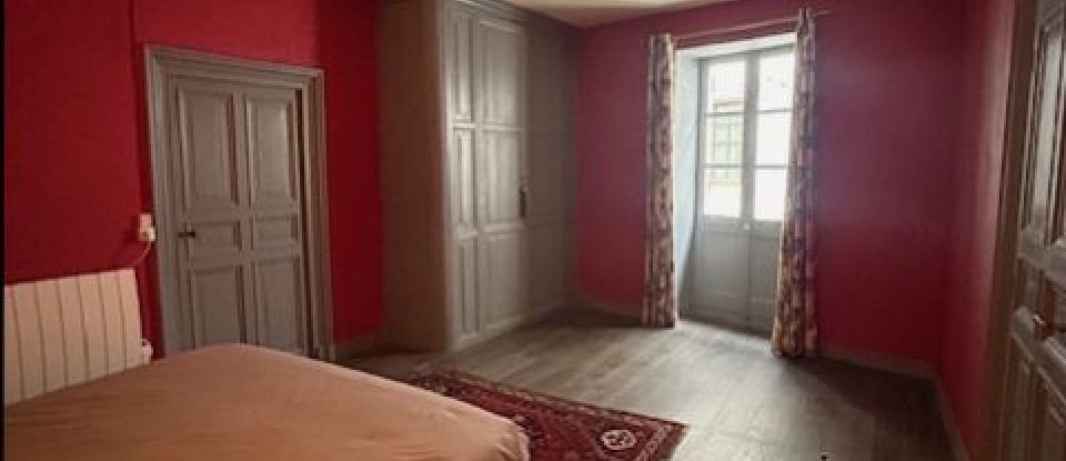 Maison 4 pièces de 132 m² à Bourg-de-Visa (82190)