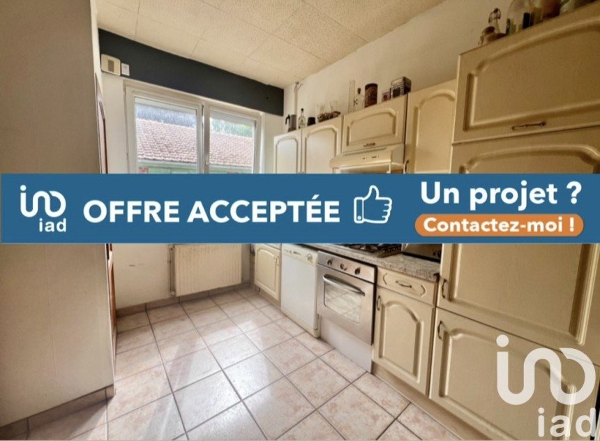 Town house 3 rooms of 77 m² in Gondecourt (59147)