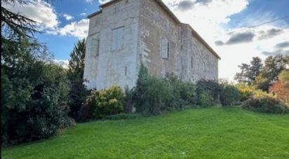 Maison 8 pièces de 227 m² à Castelsagrat (82400)