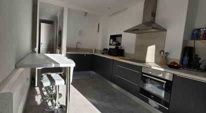 Apartment 3 rooms of 97 m² in Saint-Étienne (42100)