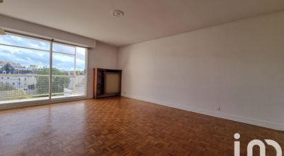 Apartment 3 rooms of 70 m² in Reims (51100)