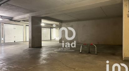 Parking/garage/box de 13 m² à Marseille (13008)