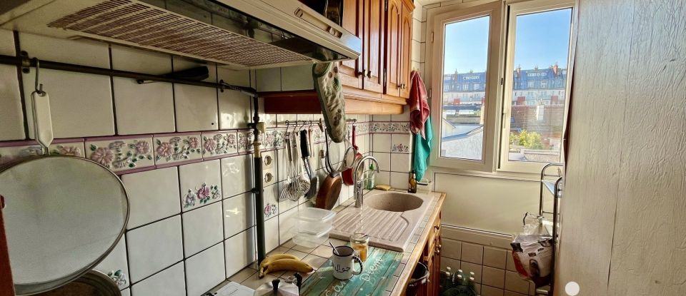 Appartement 3 pièces de 42 m² à Paris (75014)