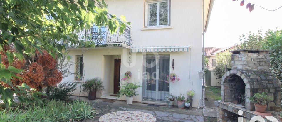 Maison 5 pièces de 136 m² à Saint-Affrique (12400)