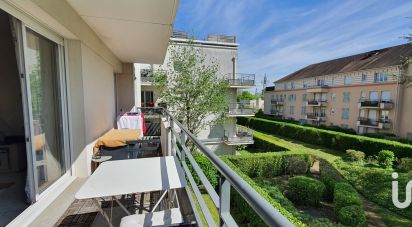 Apartment 3 rooms of 60 m² in Élancourt (78990)