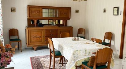 Traditional house 5 rooms of 130 m² in Saint-Avertin (37550)