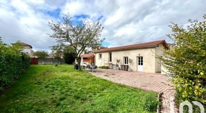 Maison traditionnelle 4 pièces de 93 m² à Andrézieux-Bouthéon (42160)