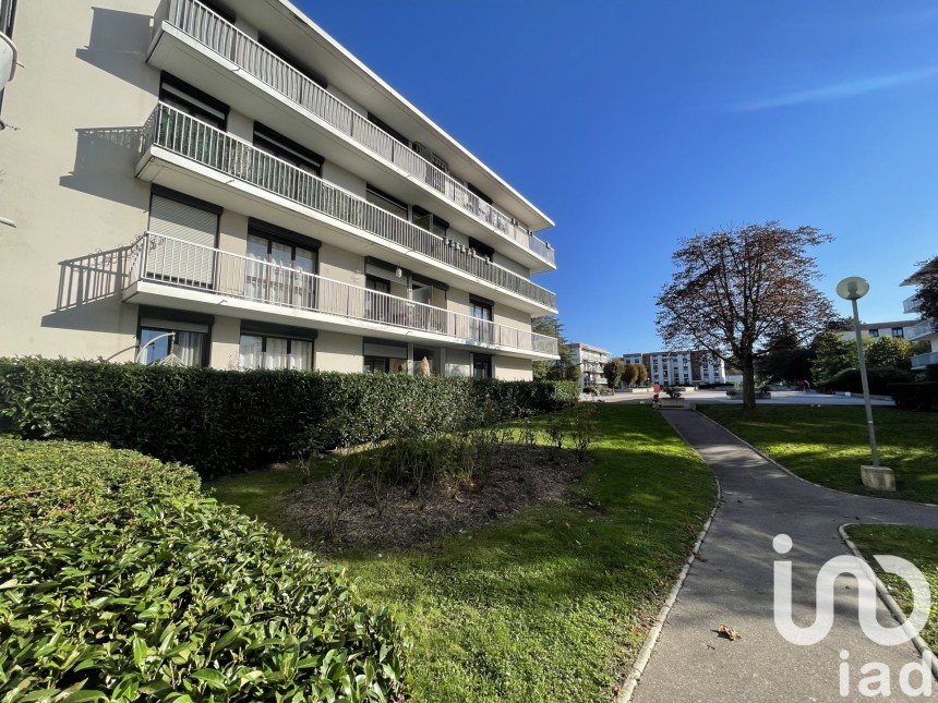 Appartement 4 pièces de 87 m² à Vaujours (93410)