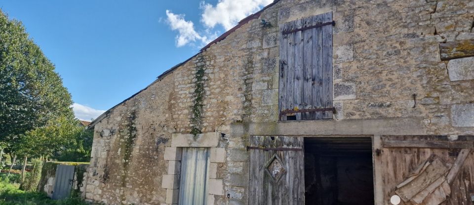 Ferme 6 pièces de 100 m² à Bouresse (86410)