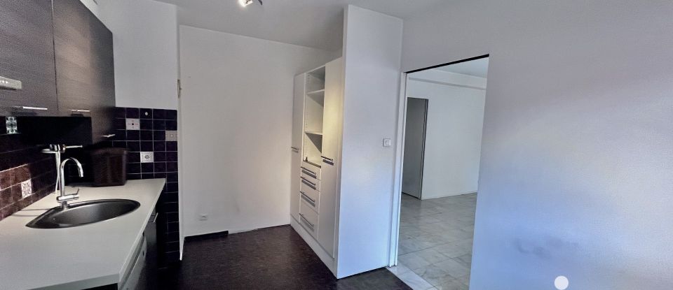 Apartment 4 rooms of 87 m² in Strasbourg (67000)