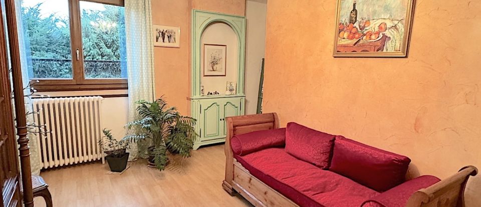 Traditional house 5 rooms of 126 m² in Rosny-sous-Bois (93110)