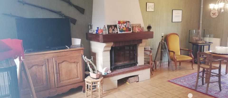 Traditional house 7 rooms of 180 m² in Sorel-Moussel (28260)