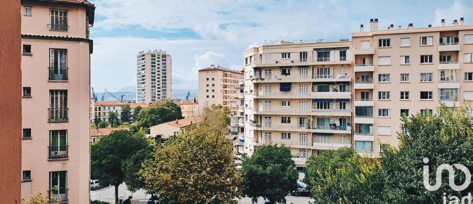 Appartement 2 pièces de 46 m² à Toulon (83000)