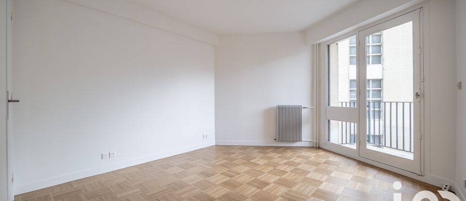 Appartement 5 pièces de 103 m² à Paris (75016)