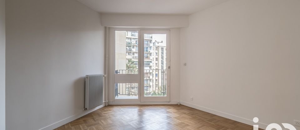 Appartement 5 pièces de 103 m² à Paris (75016)