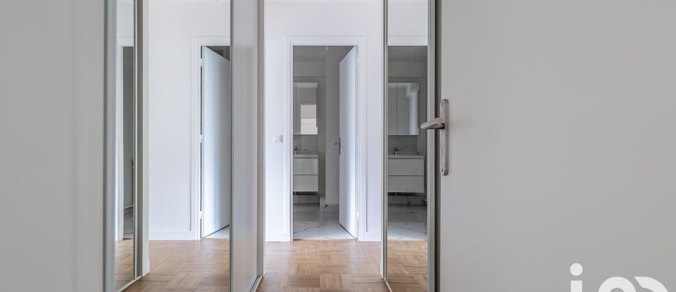 Appartement 5 pièces de 103 m² à Paris (75016)