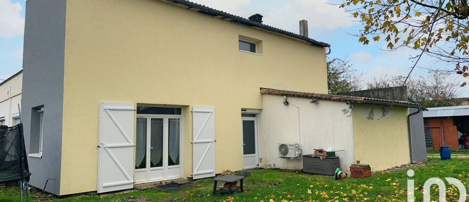 House 7 rooms of 191 m² in Mairé-Levescault (79190)