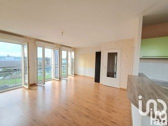 Appartement 4 pièces de 79 m² à Rennes (35700)