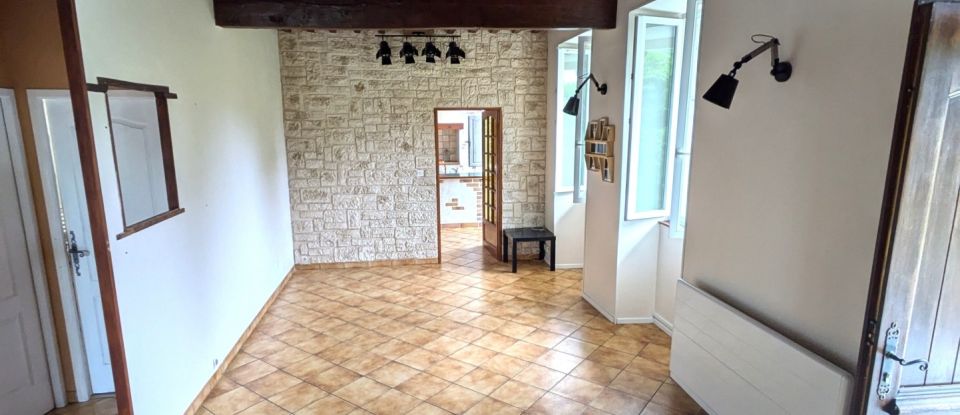 House 4 rooms of 135 m² in Baudreix (64800)